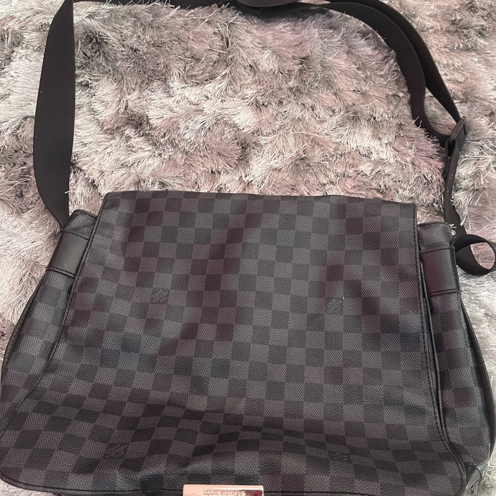 Offers Welcome! Damier Louis Vuitton Bag